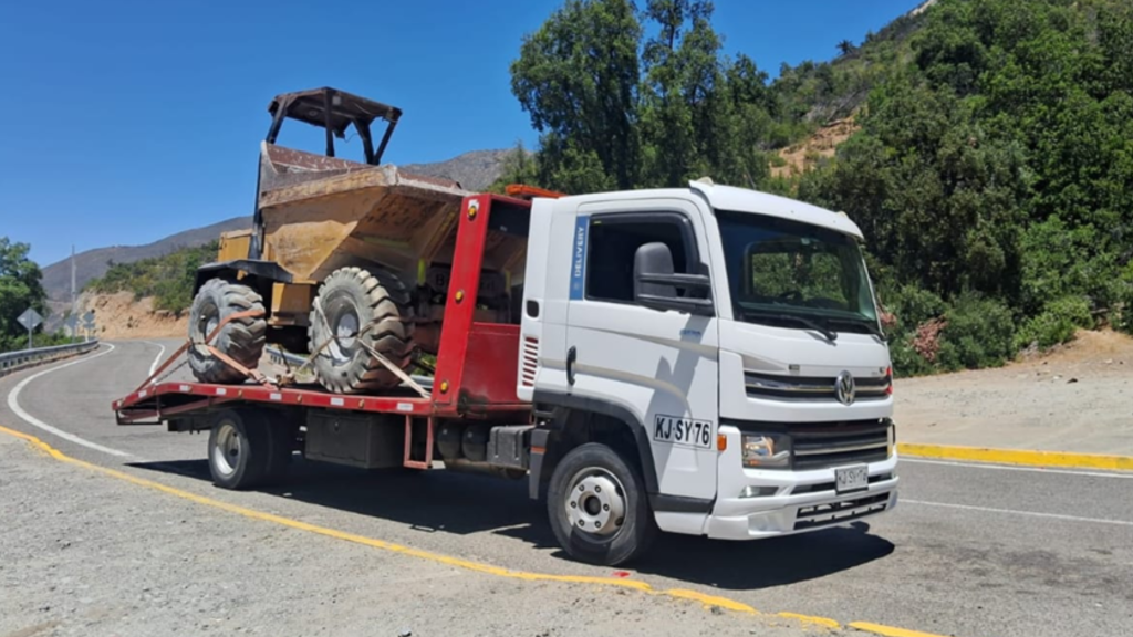 Grúa cama transporte de vehículos